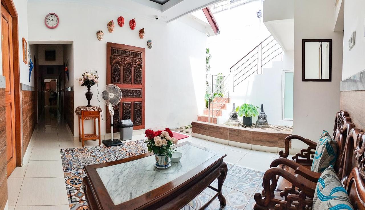 The Cabin Purwokinanti Hotel Γιογκιακάρτα Εξωτερικό φωτογραφία