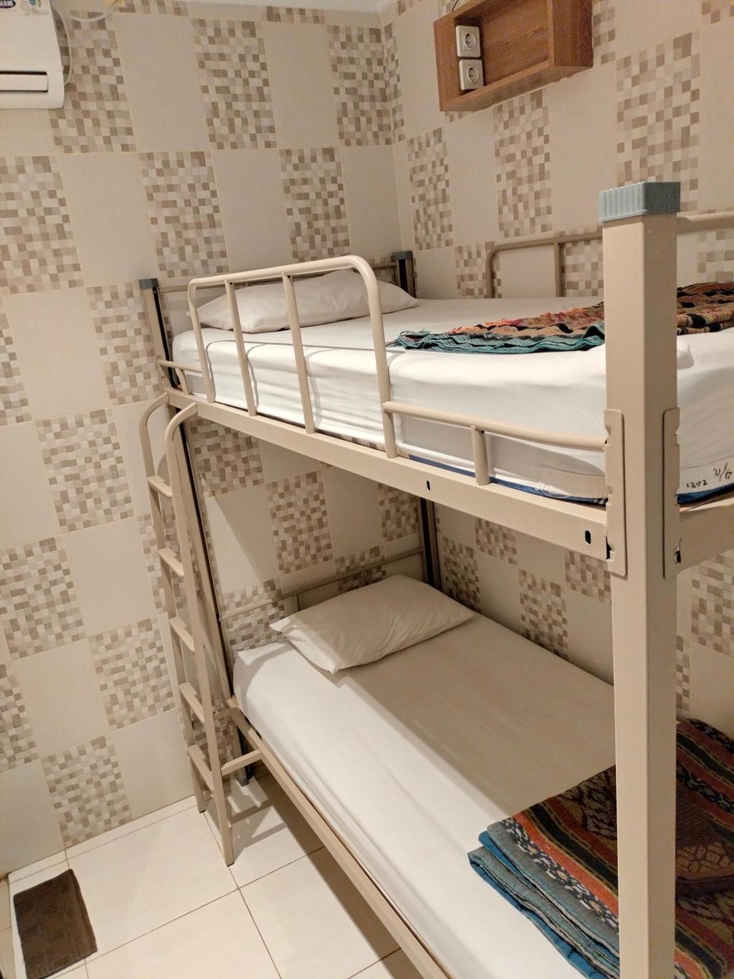 The Cabin Purwokinanti Hotel Γιογκιακάρτα Εξωτερικό φωτογραφία